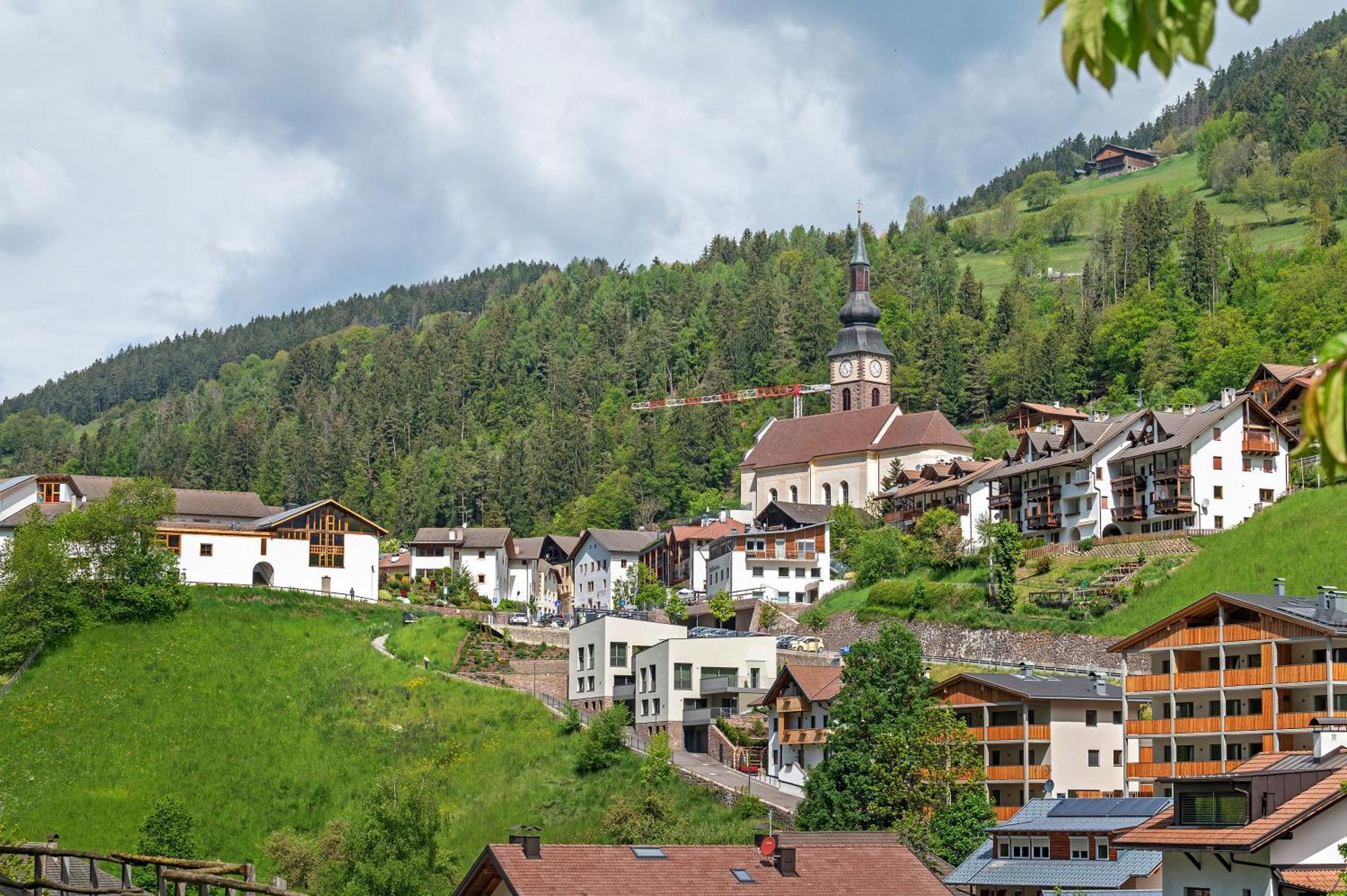 Villa Anna Villnoess San Pietro  Buitenkant foto